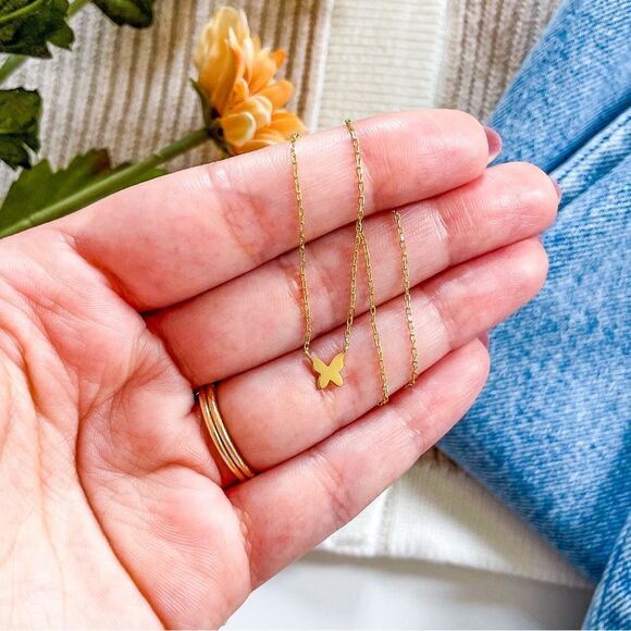 Argento Vivo Jewelry - Argento Vivo dainty butterfly necklace.